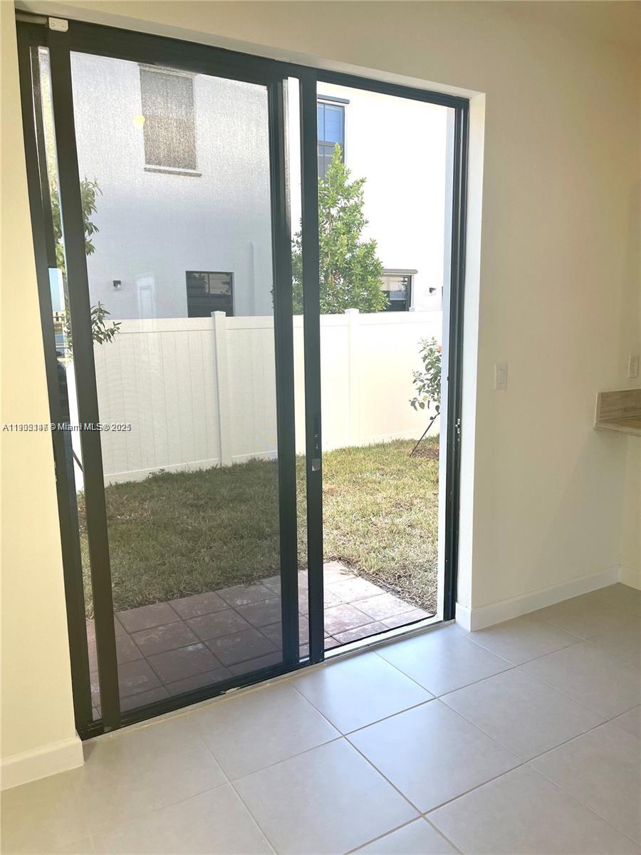 AQUABELLA NORTH REPLAT - Residential