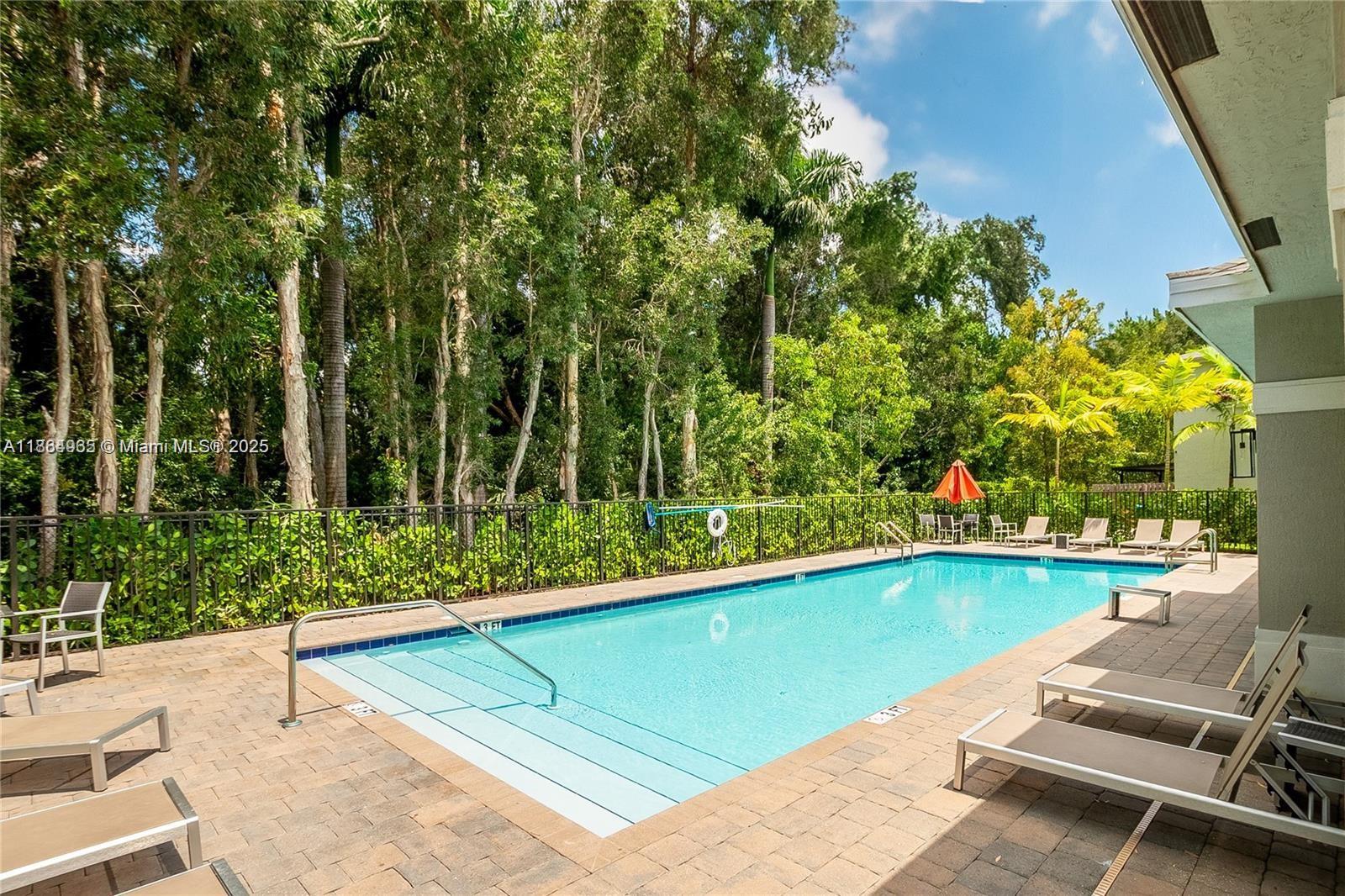 WALDEN PLACE - Residential