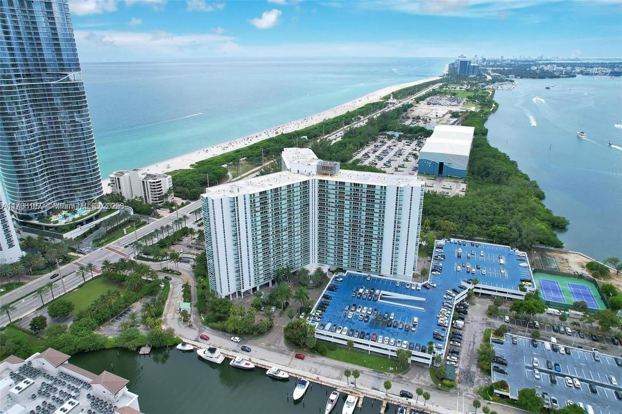 ARLEN HOUSE EAST CONDO - Residential