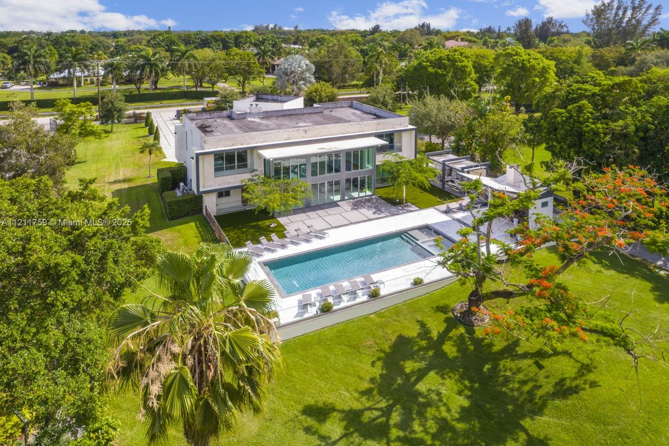 EVERGLADES SUGAR & LAND C - Residential Lease