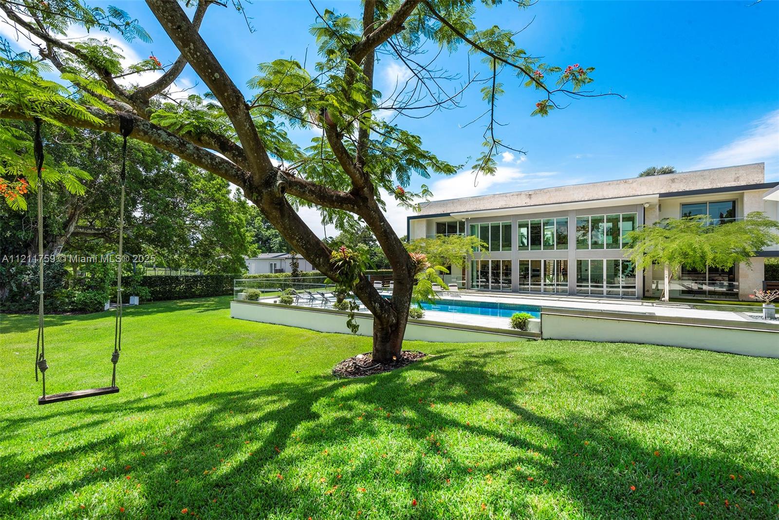 EVERGLADES SUGAR & LAND C - Residential Lease