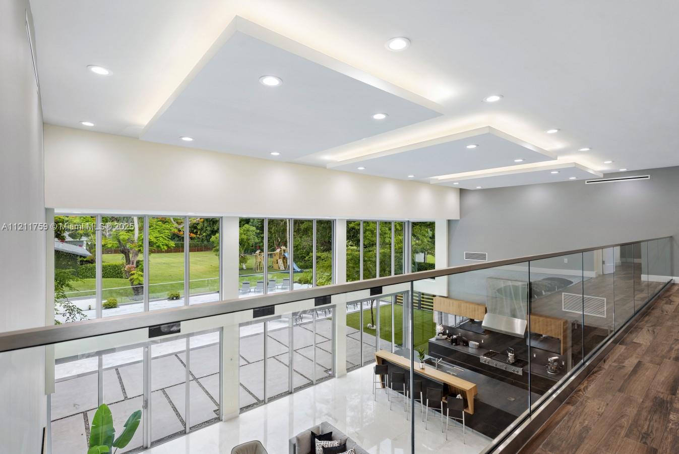 EVERGLADES SUGAR & LAND C - Residential Lease