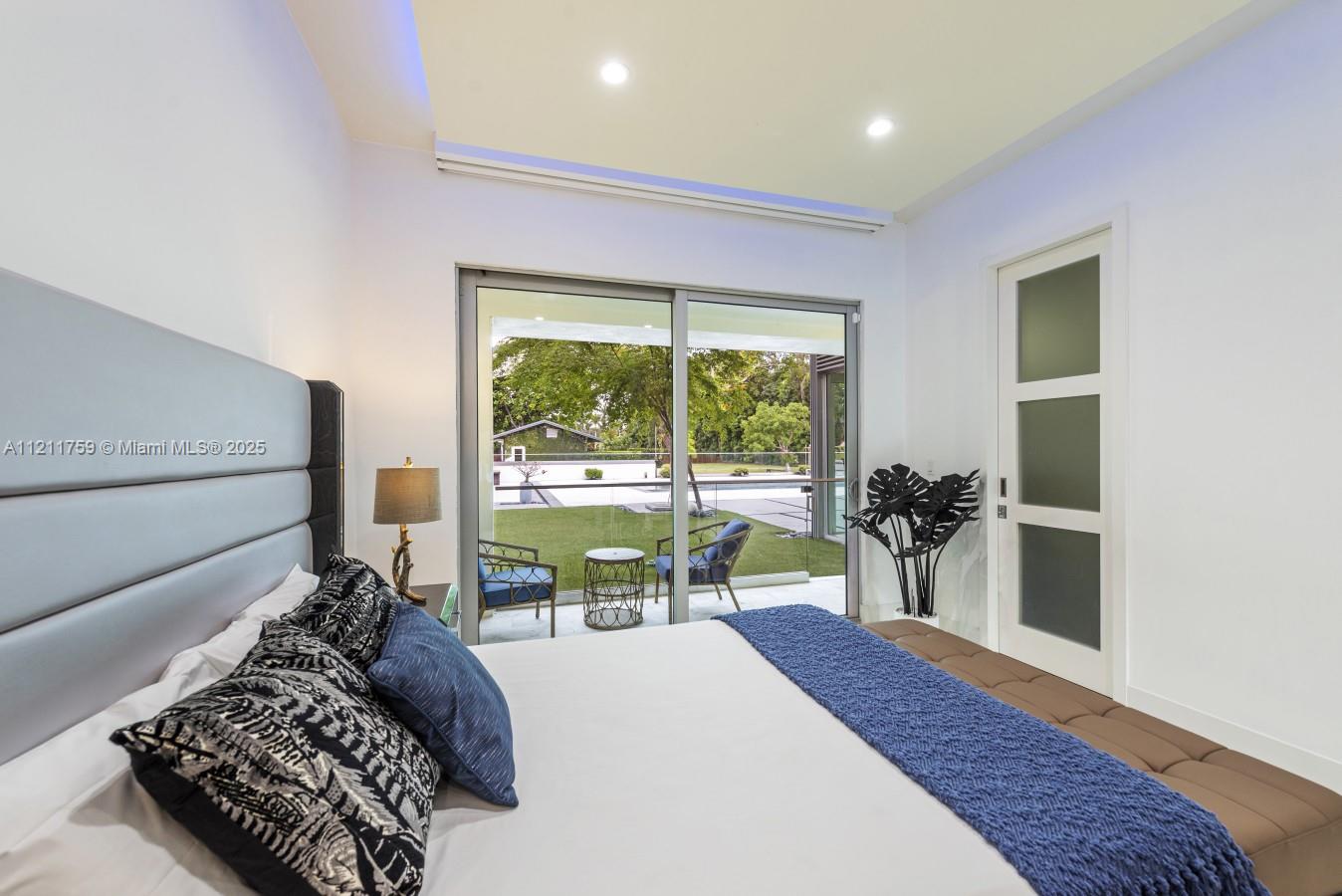 EVERGLADES SUGAR & LAND C - Residential Lease