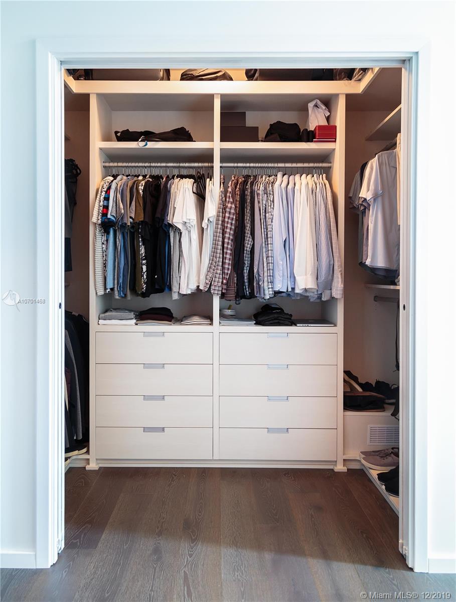 OCEANA KEY BISCAYNE CONDO - Residential