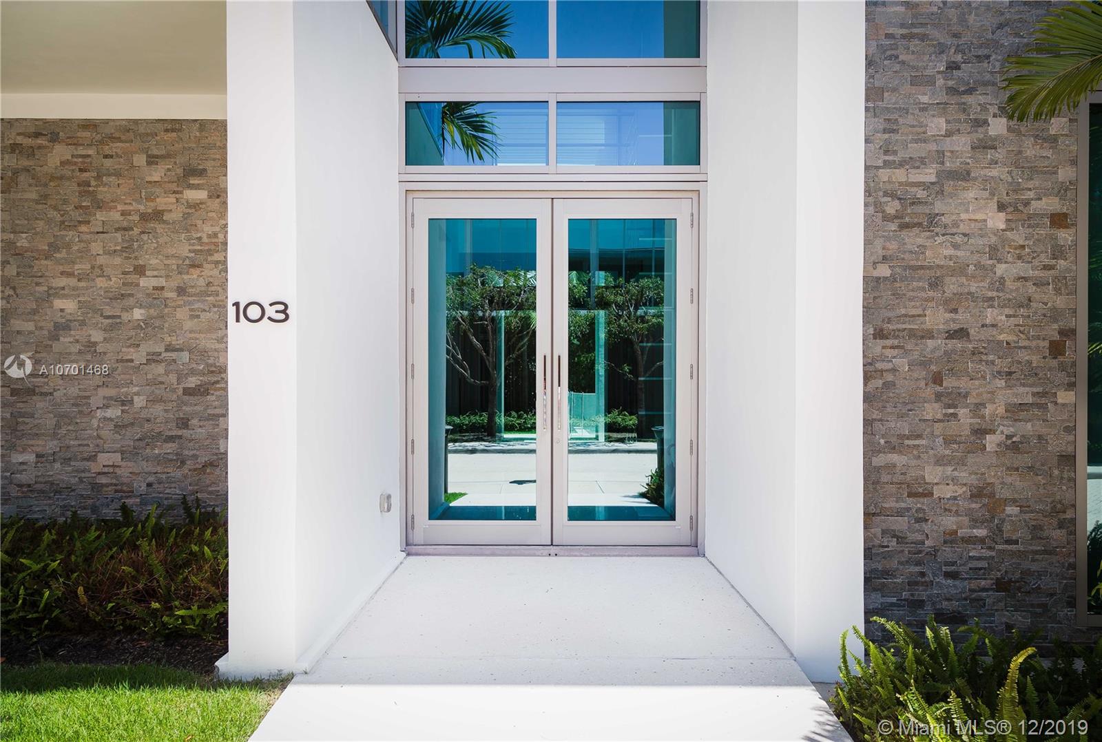 OCEANA KEY BISCAYNE CONDO - Residential