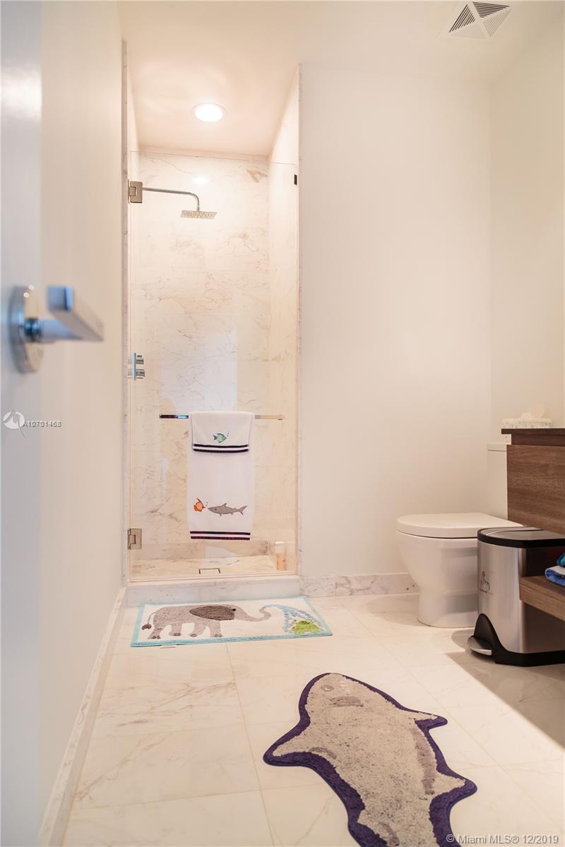 OCEANA KEY BISCAYNE CONDO - Residential