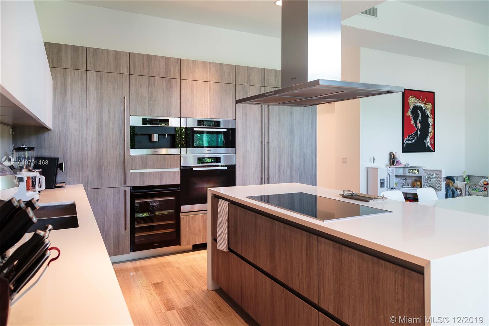 OCEANA KEY BISCAYNE CONDO - Residential