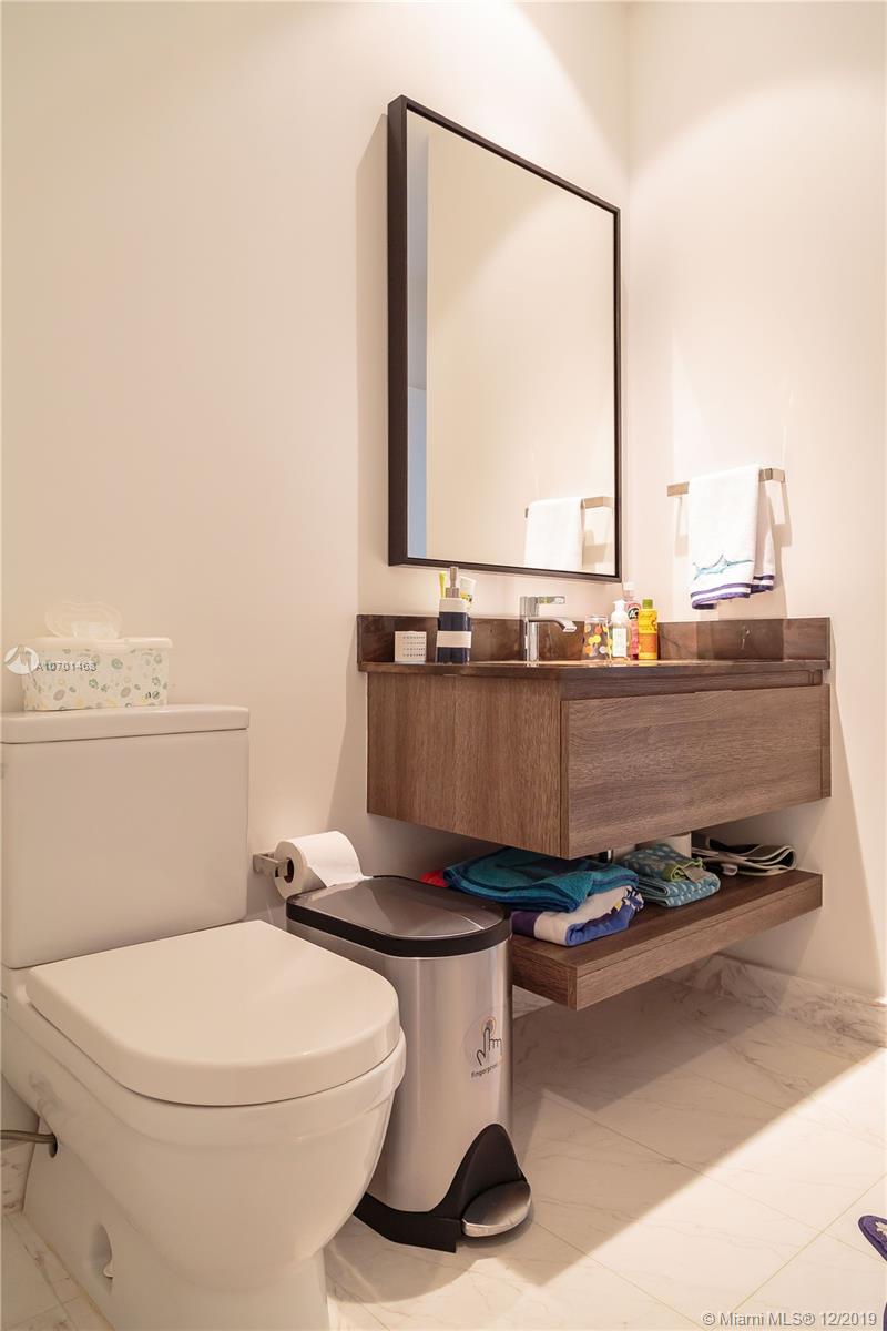 OCEANA KEY BISCAYNE CONDO - Residential