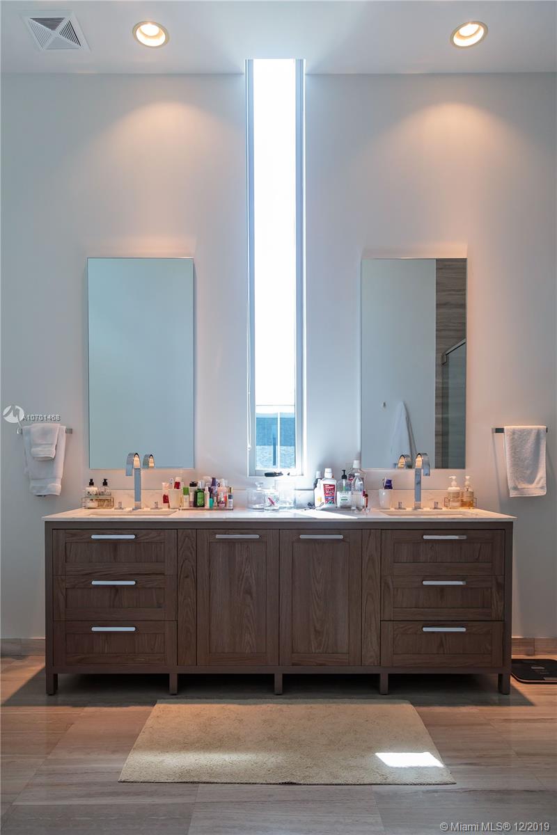 OCEANA KEY BISCAYNE CONDO - Residential