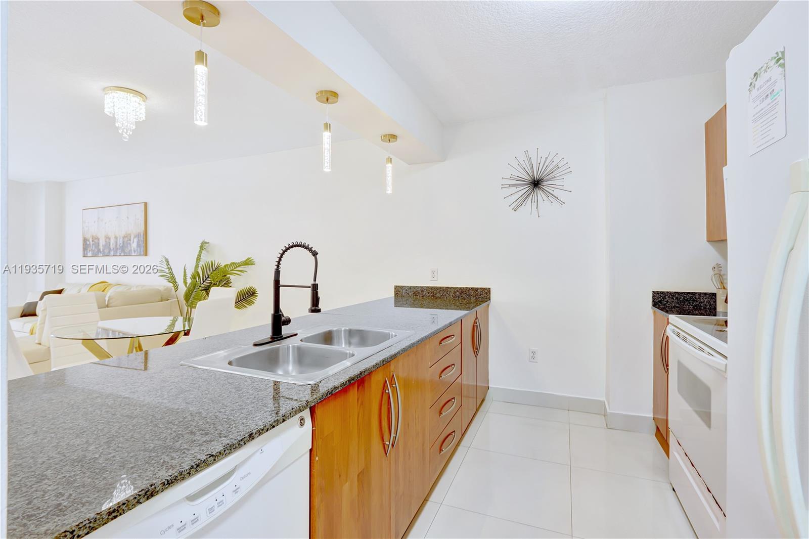 THE CLUB AT BRICKELL BAY - Residential