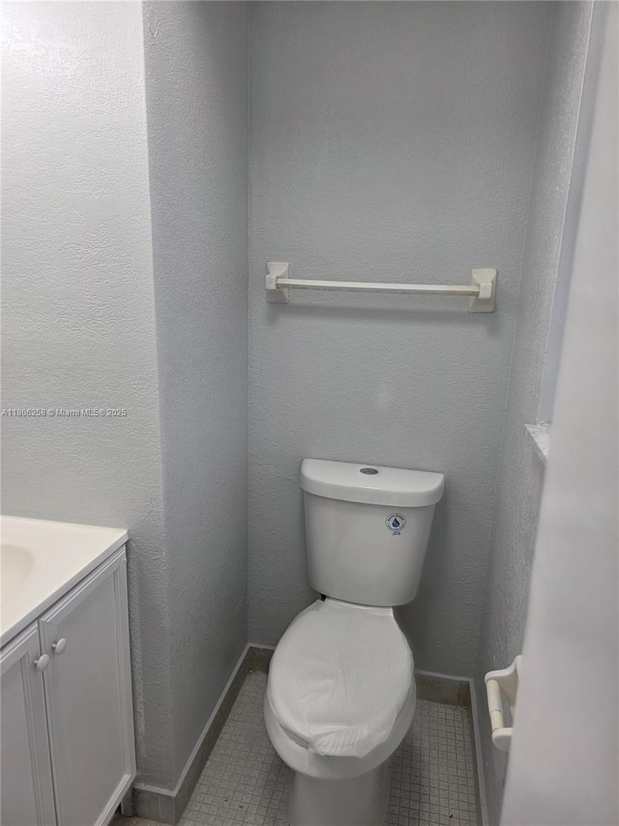 VERSAILLES GARDENS CONDO - Residential Lease