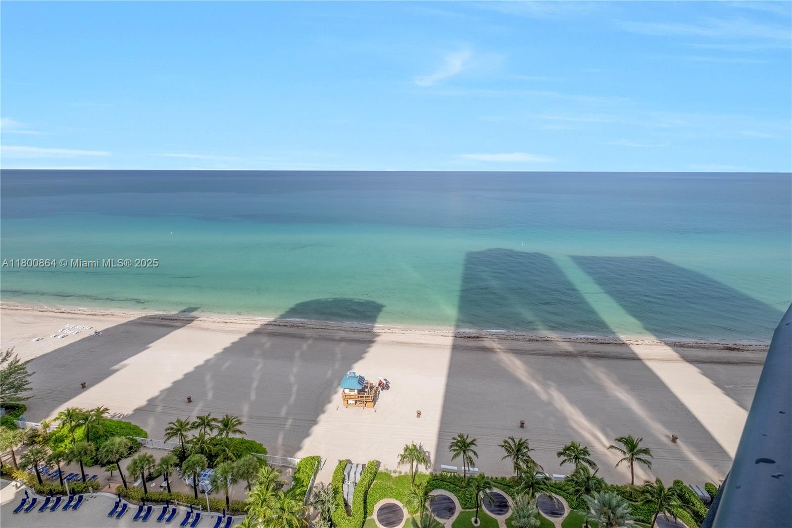18555 COLLINS AVENUE COND - Residential