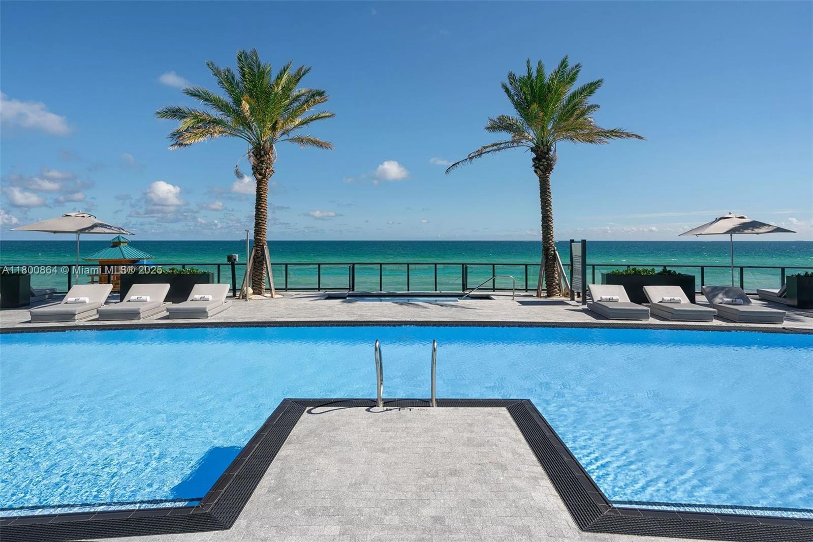 18555 COLLINS AVENUE COND - Residential