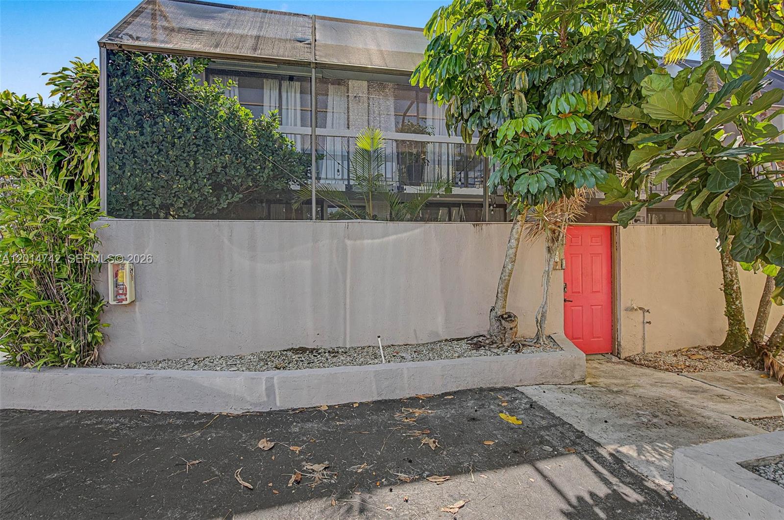 JACKSON PEACOCKS SUB 3-18 - Residential Lease