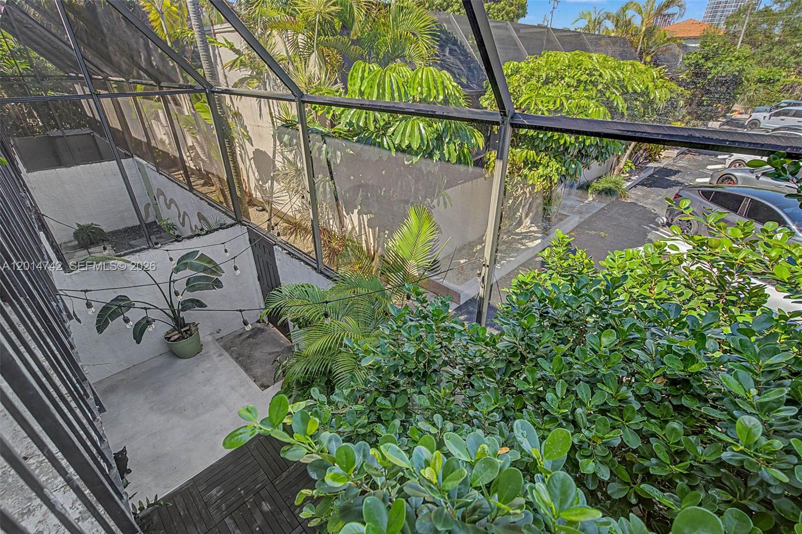 JACKSON PEACOCKS SUB 3-18 - Residential Lease