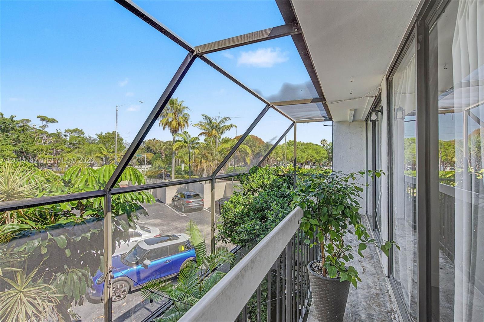 JACKSON PEACOCKS SUB 3-18 - Residential Lease