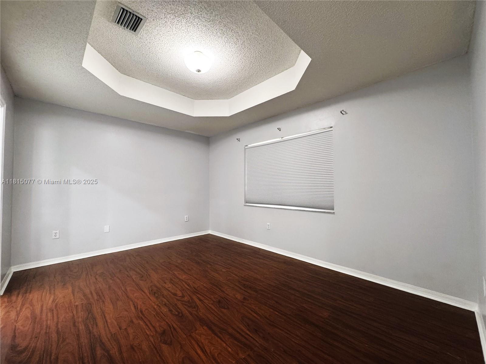 BRIGHTONS MEADOW TRACE - Residential