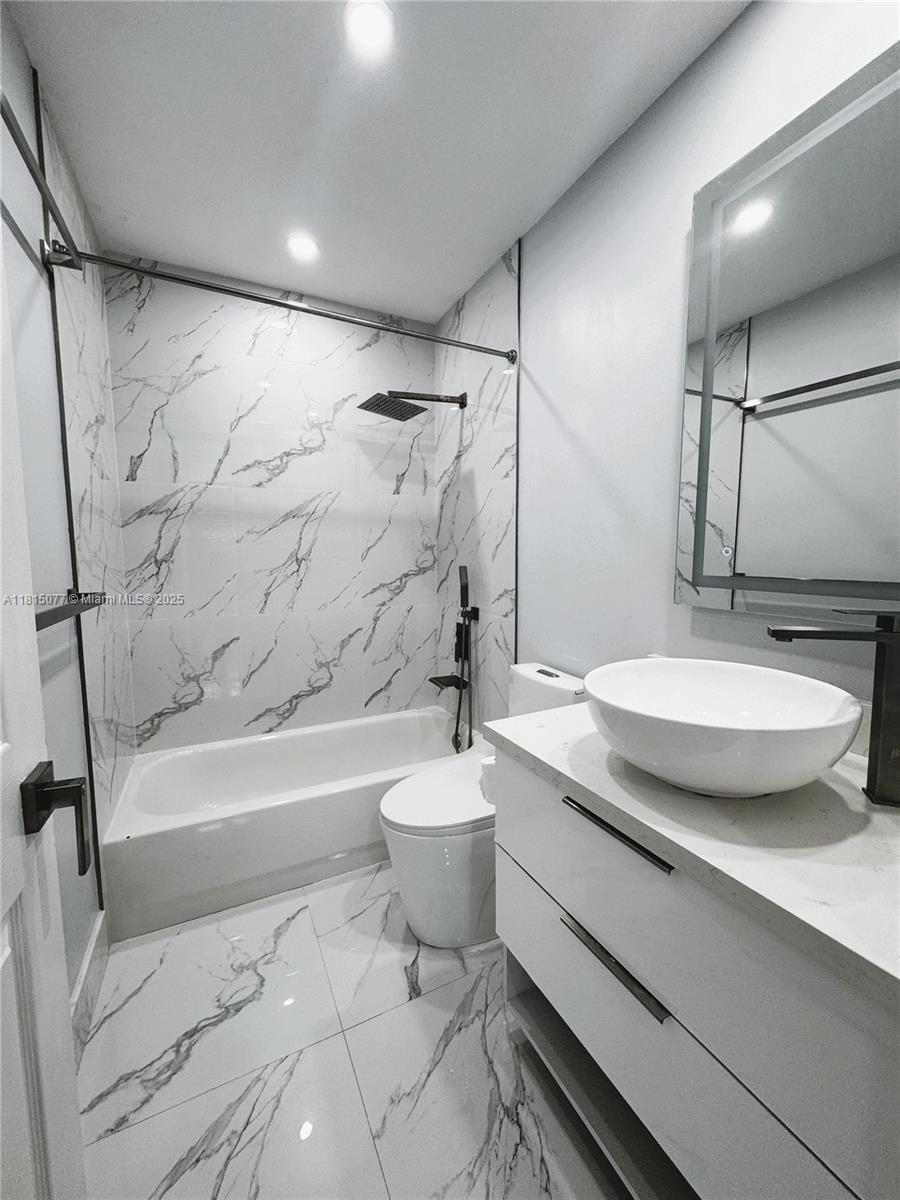 BRIGHTONS MEADOW TRACE - Residential