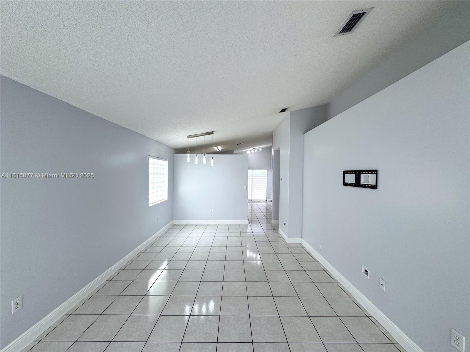 BRIGHTONS MEADOW TRACE - Residential