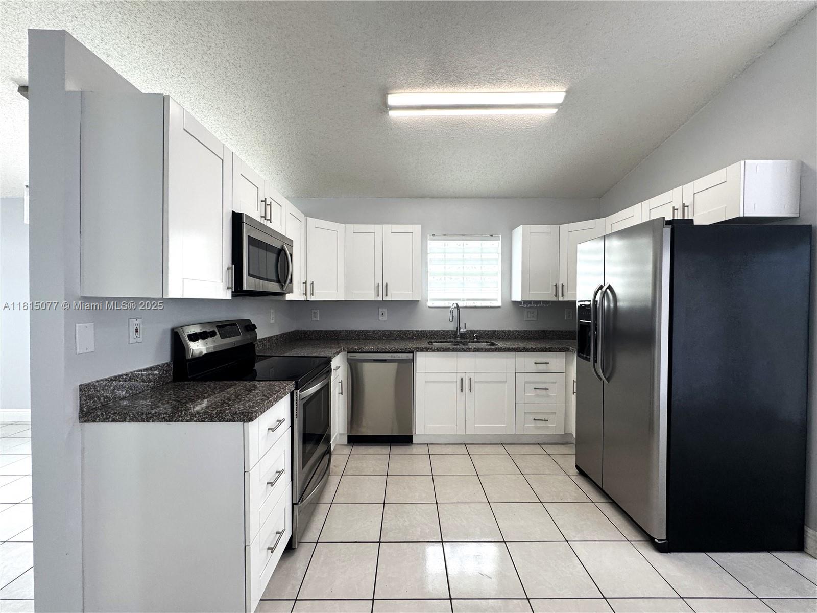 BRIGHTONS MEADOW TRACE - Residential