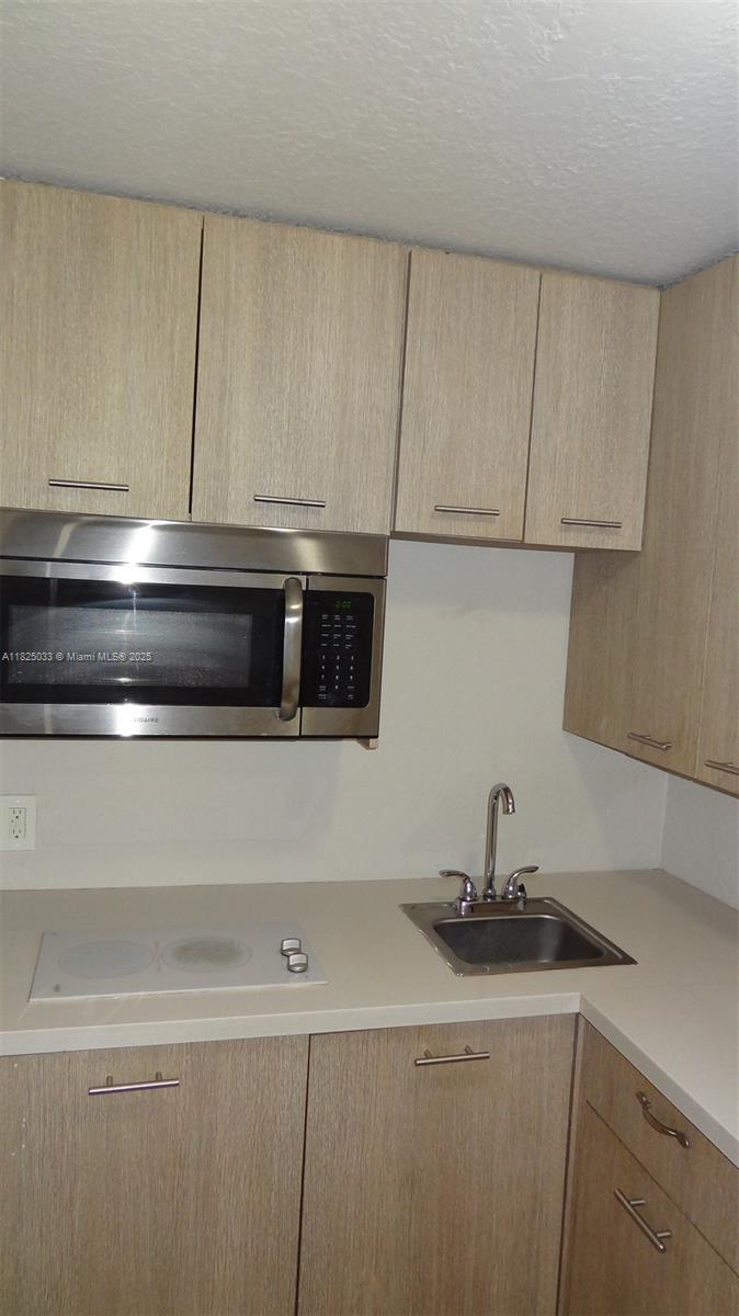 COLEE HAMMOCK - Residential Lease