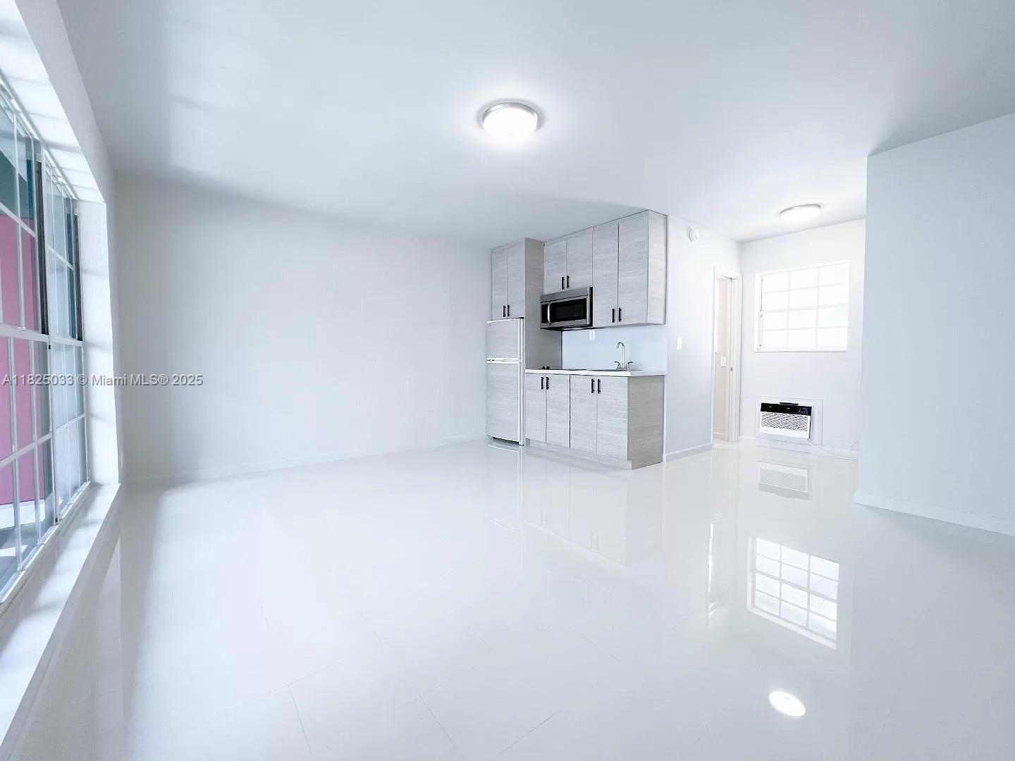 COLEE HAMMOCK - Residential Lease