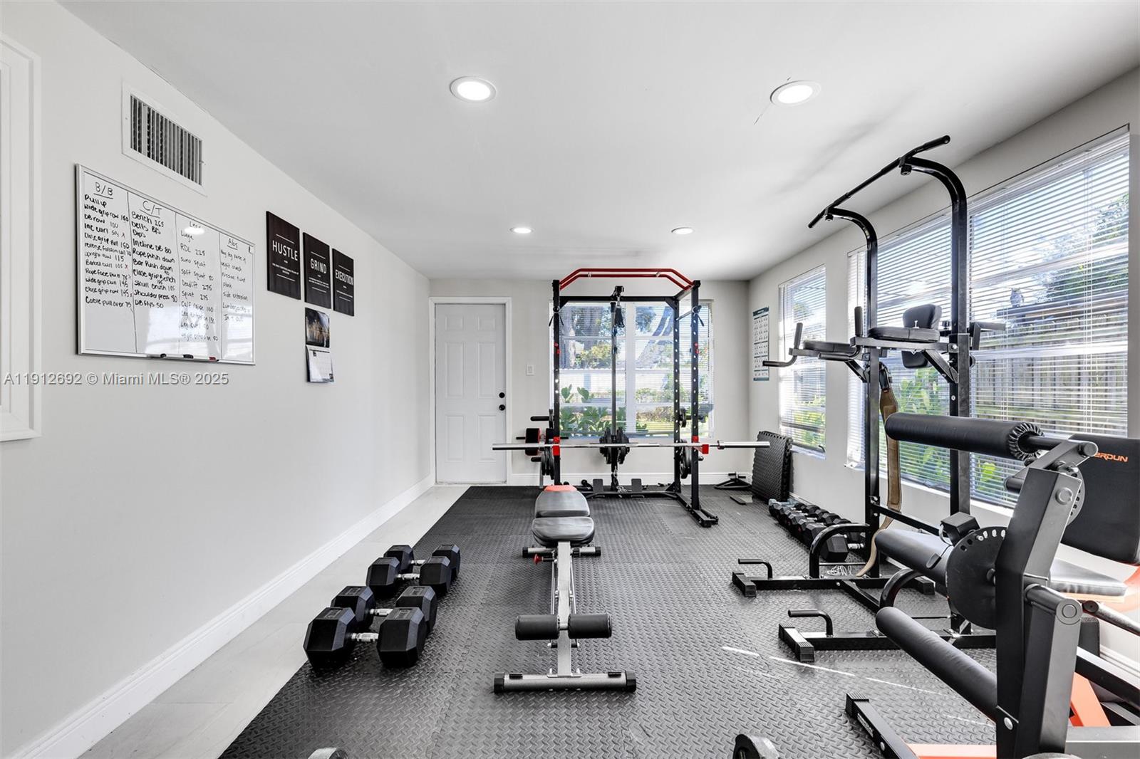 PALM BEACH SQUARE UNIT 4 - Residential