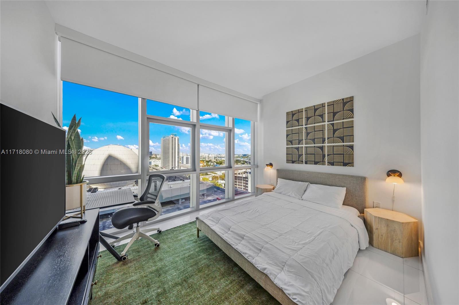 PARAMOUNT MIAMI WORLDCENT - Residential