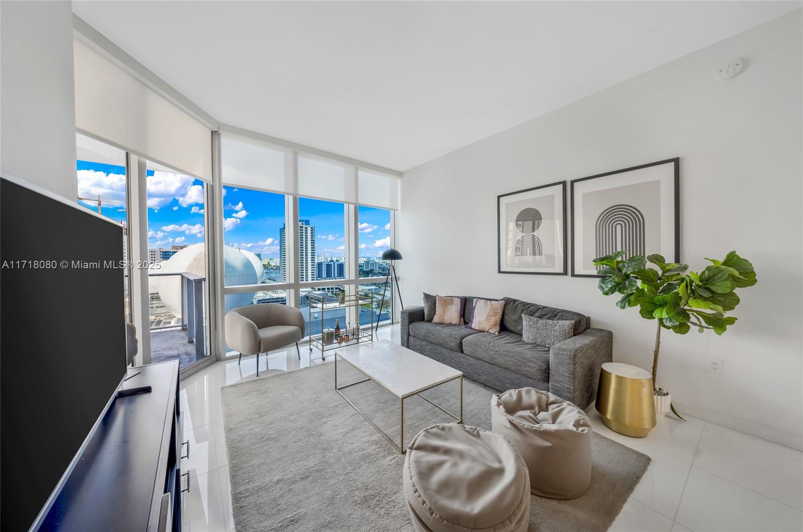 PARAMOUNT MIAMI WORLDCENT - Residential