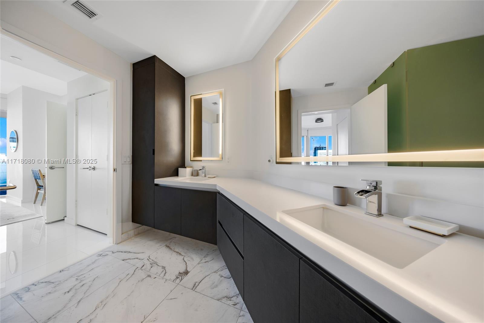 PARAMOUNT MIAMI WORLDCENT - Residential