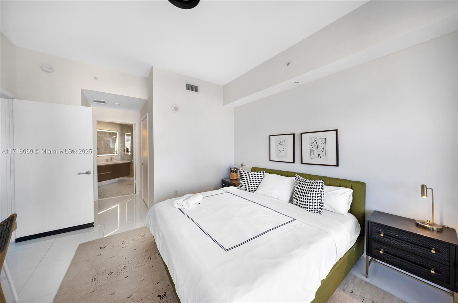 PARAMOUNT MIAMI WORLDCENT - Residential