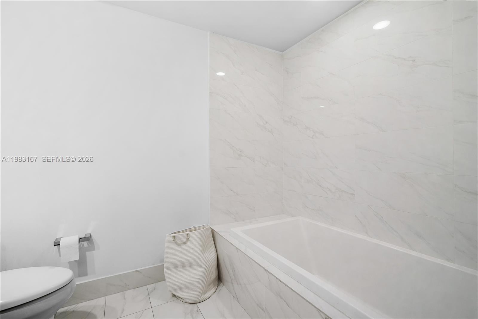 801 SMA RESIDENCES CONDO - Residential