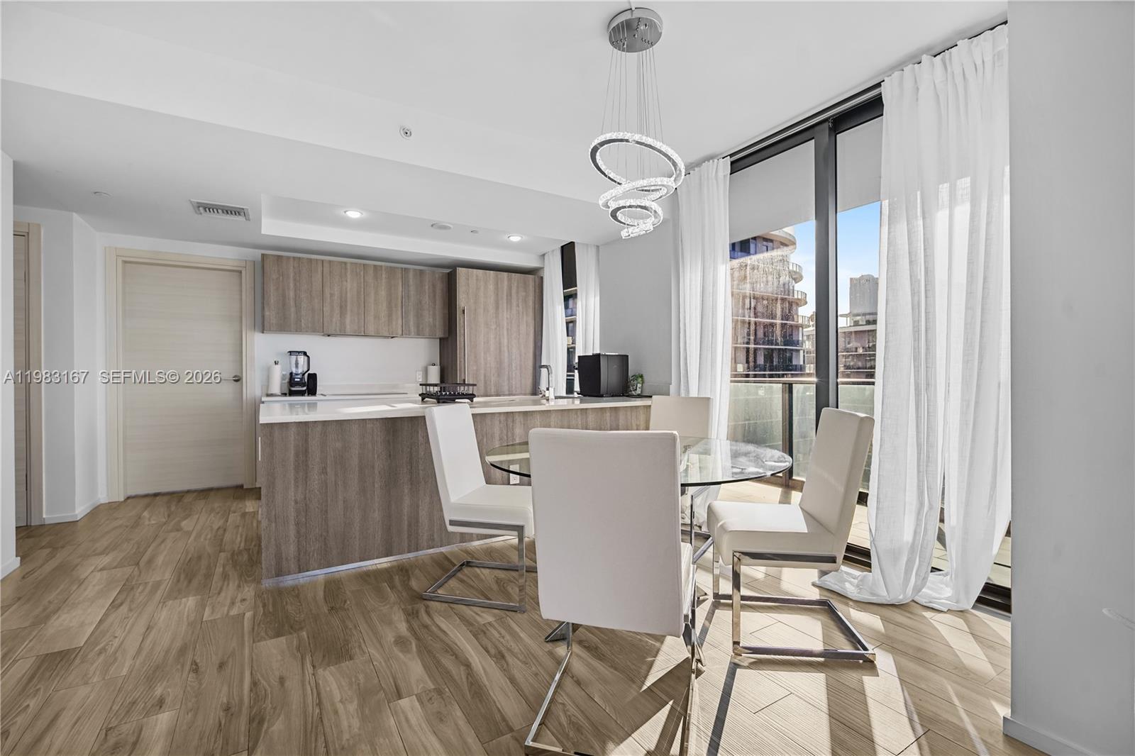 801 SMA RESIDENCES CONDO - Residential