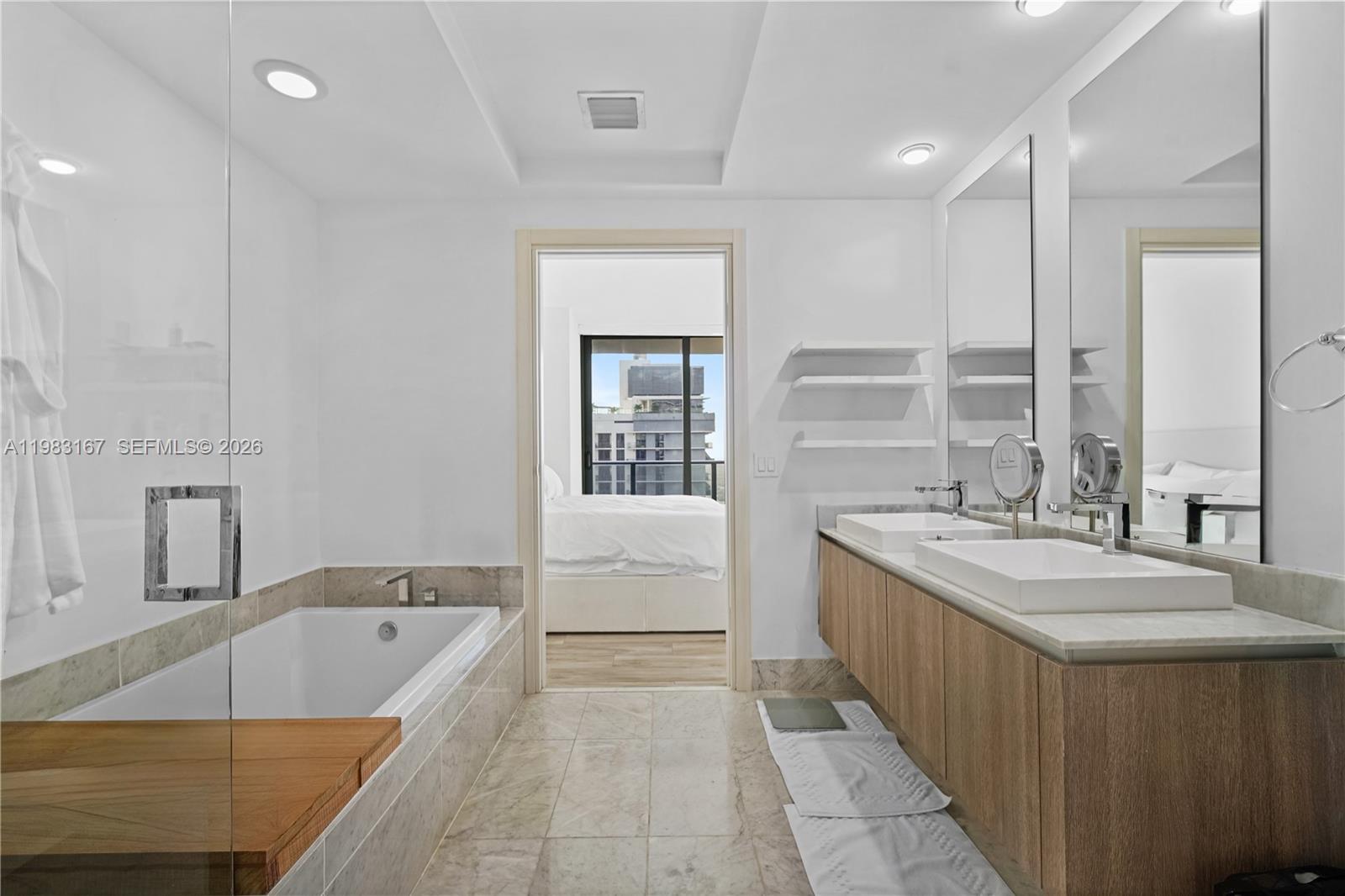 801 SMA RESIDENCES CONDO - Residential