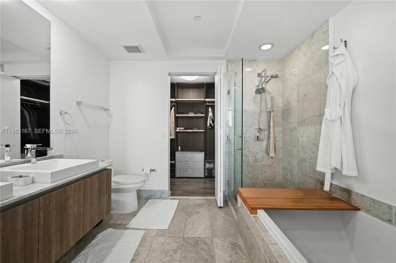 801 SMA RESIDENCES CONDO - Residential