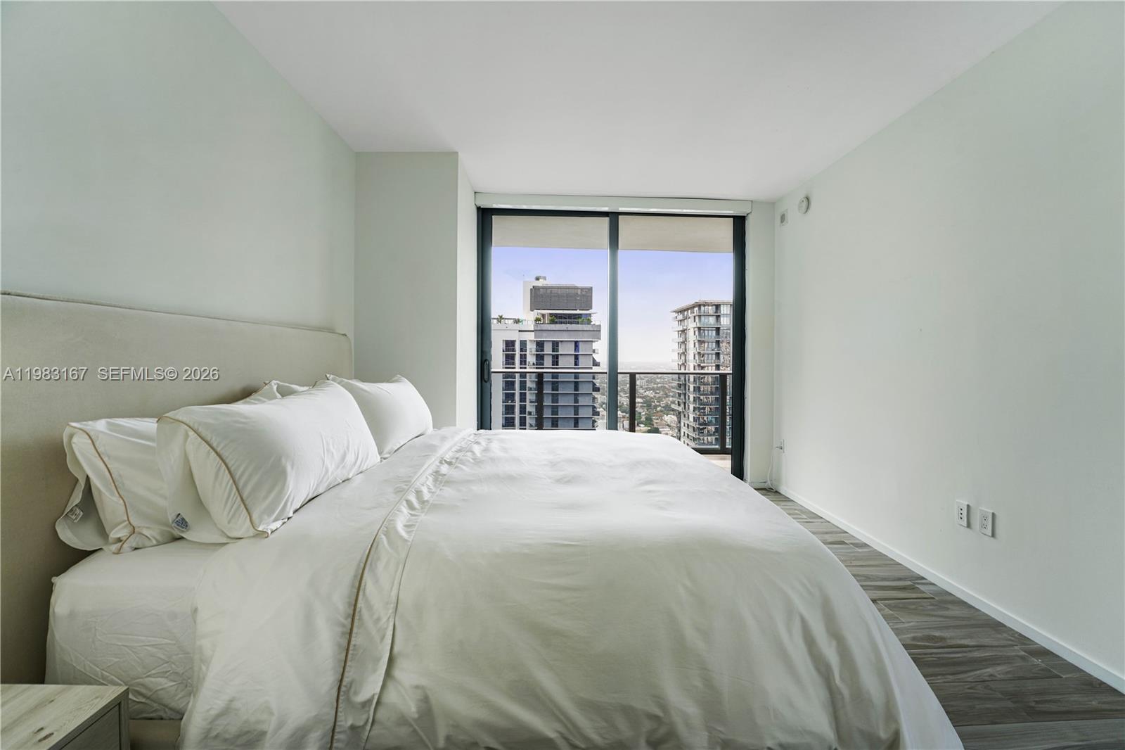 801 SMA RESIDENCES CONDO - Residential