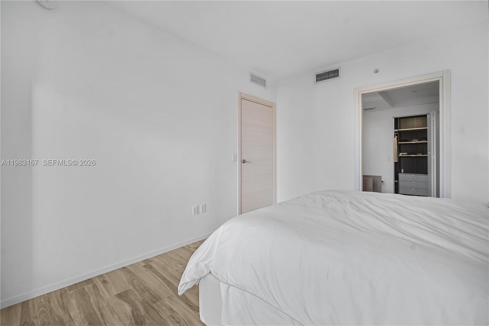 801 SMA RESIDENCES CONDO - Residential