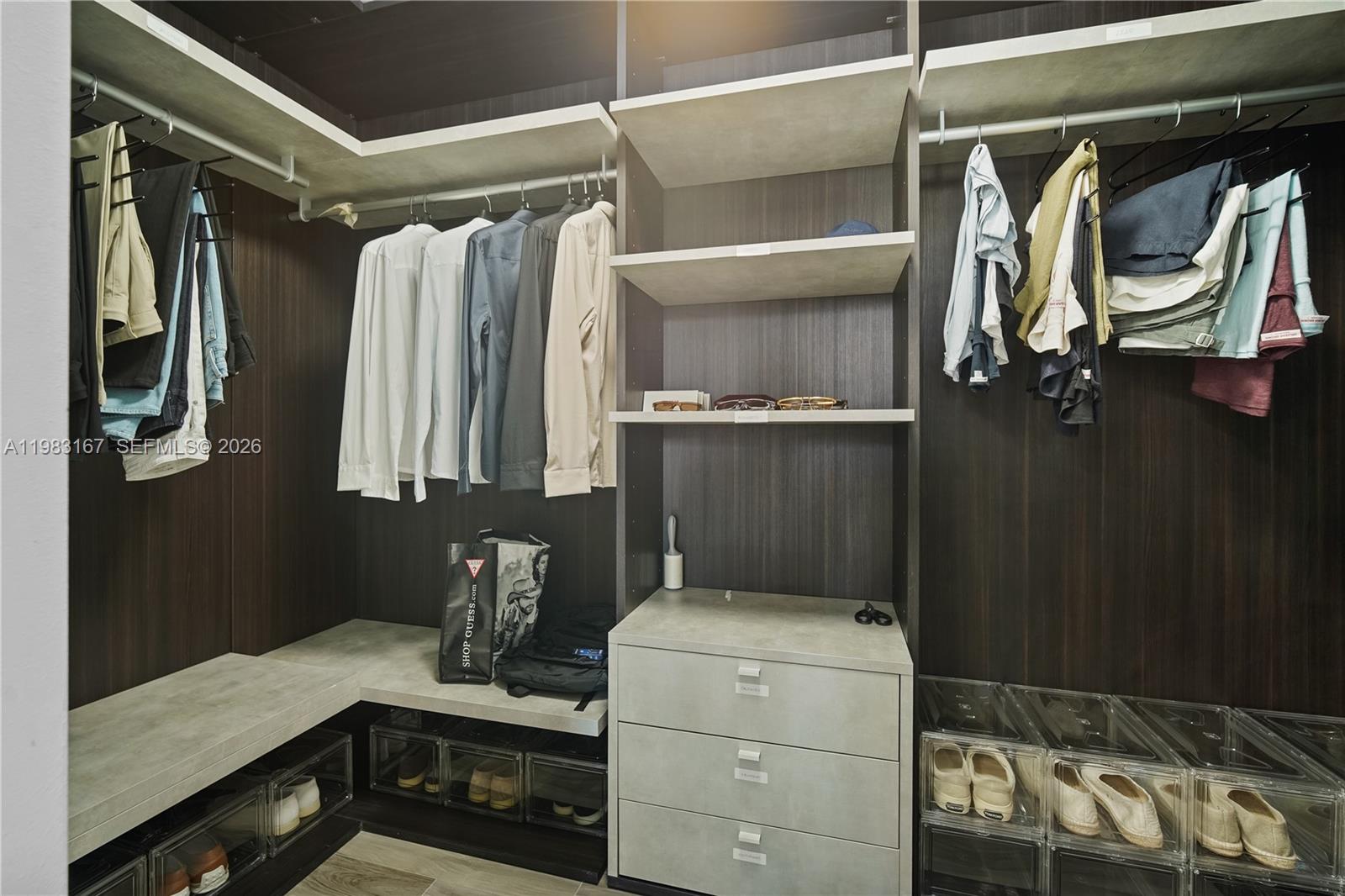 801 SMA RESIDENCES CONDO - Residential