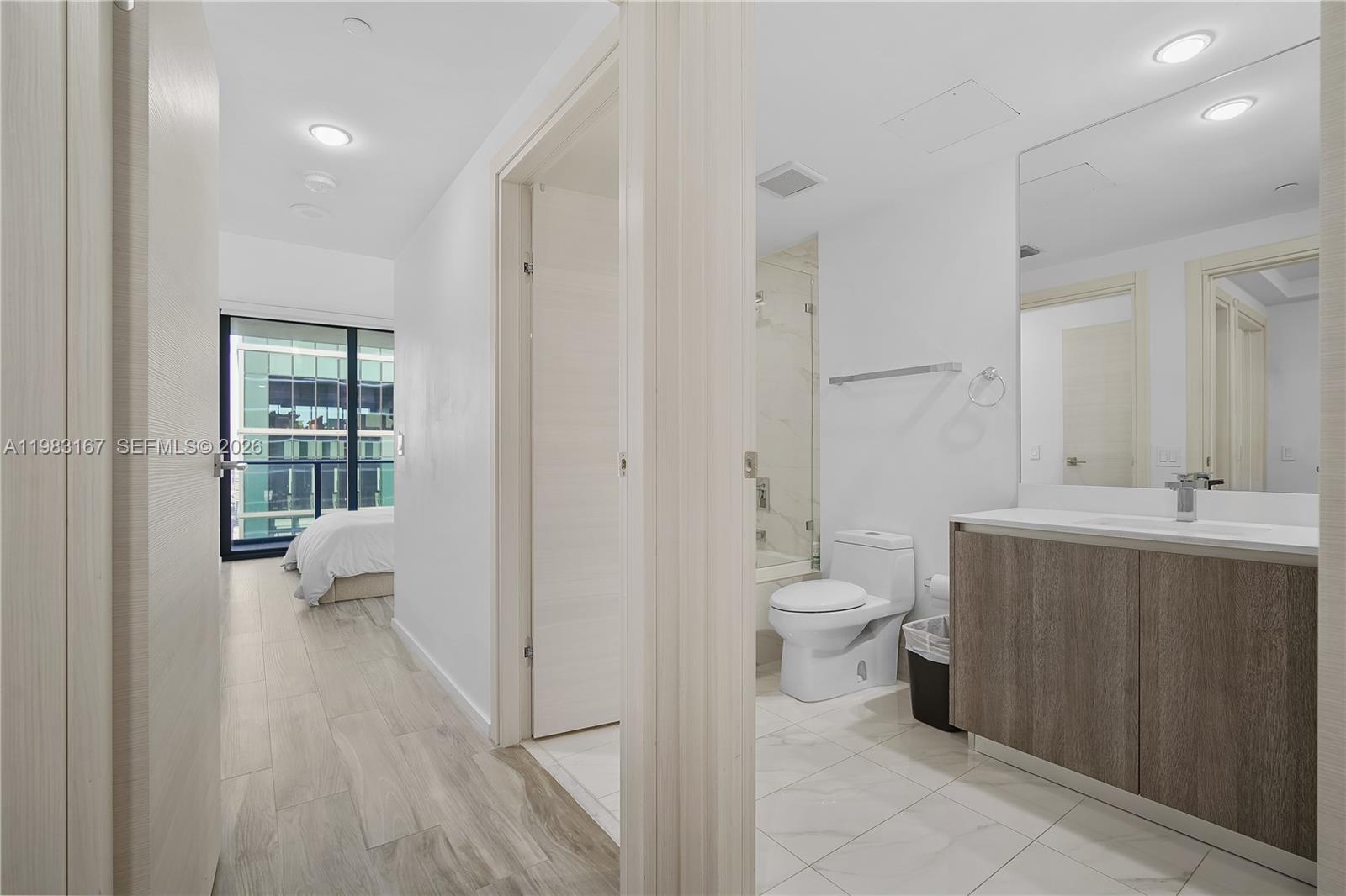 801 SMA RESIDENCES CONDO - Residential