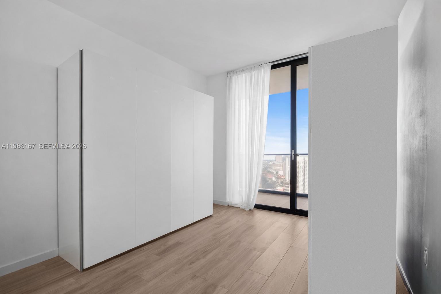 801 SMA RESIDENCES CONDO - Residential