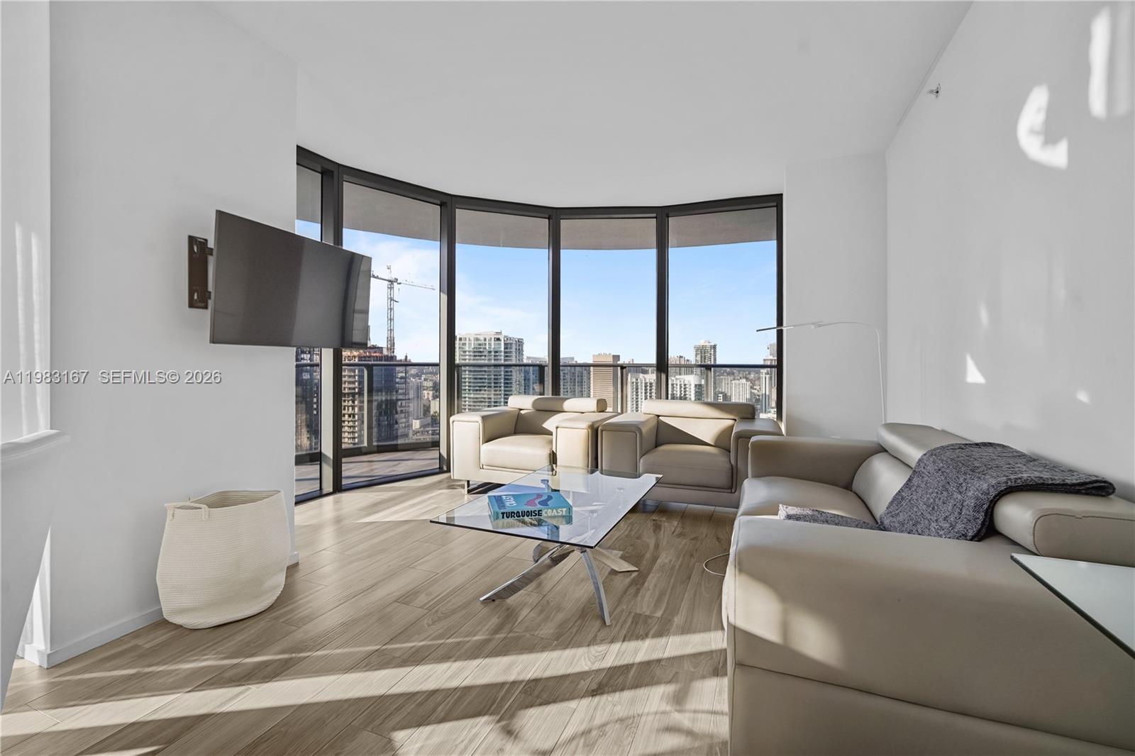 801 SMA RESIDENCES CONDO - Residential