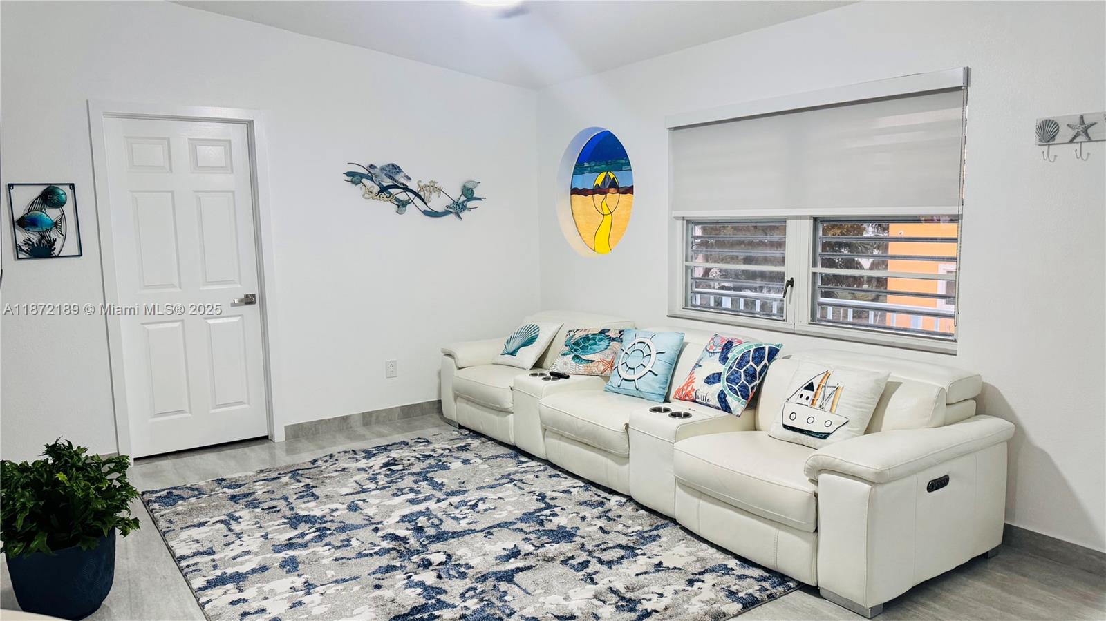 LARGO SOUND PARK - Residential Lease