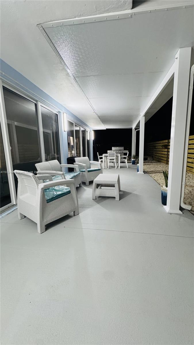 LARGO SOUND PARK - Residential Lease