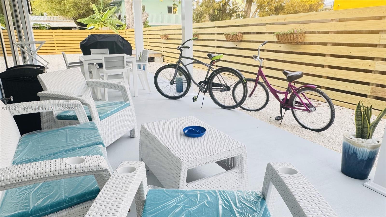 LARGO SOUND PARK - Residential Lease