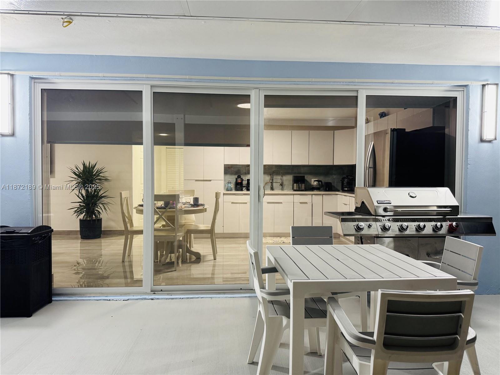 LARGO SOUND PARK - Residential Lease