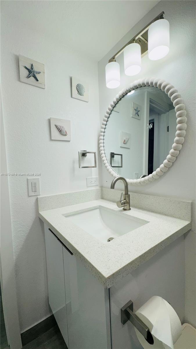 LARGO SOUND PARK - Residential Lease