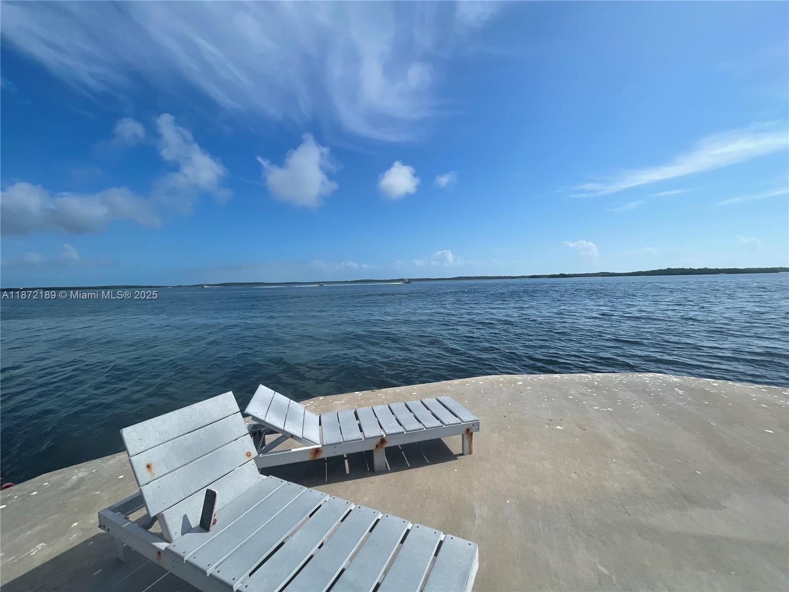 LARGO SOUND PARK - Residential Lease