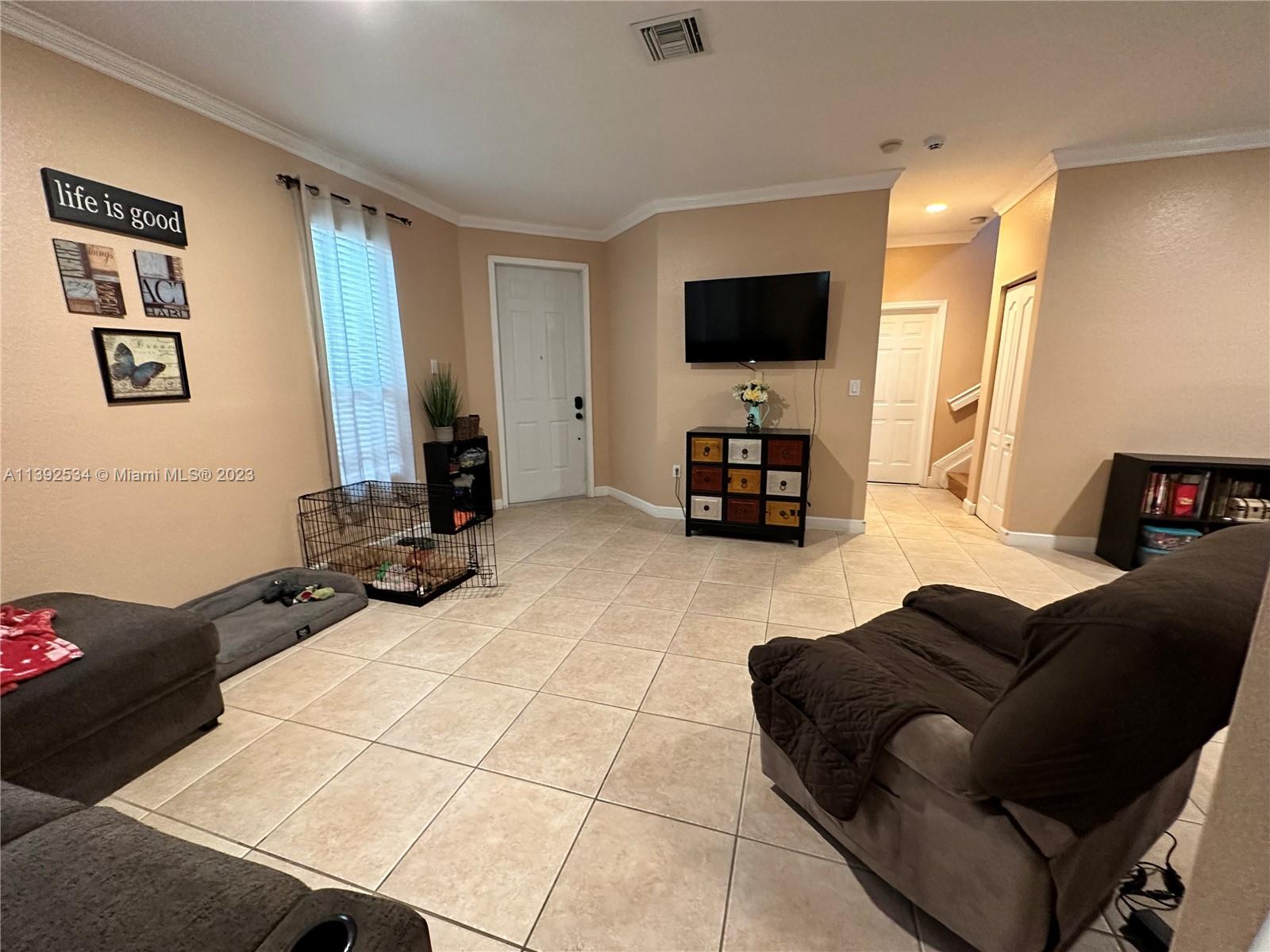 Photo 5 of 20 of 2324 NE 37th Ter house
