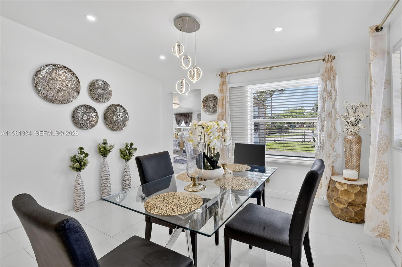 BROWARD MANOR - Residential