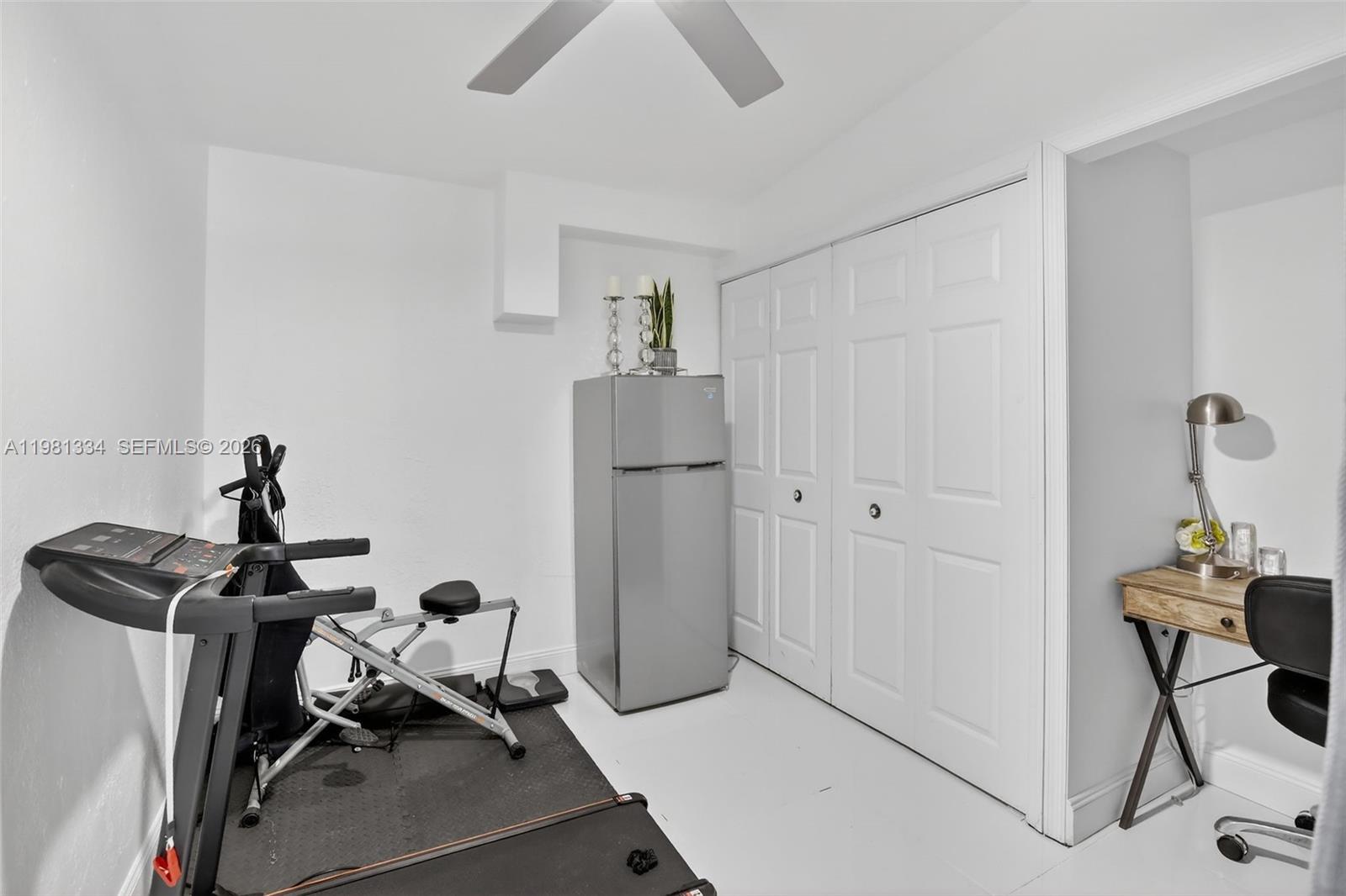 BROWARD MANOR - Residential